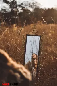 عکاسی با آینه در فضای باز